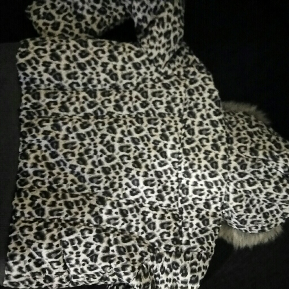 Jacket - Picture 2 of 4